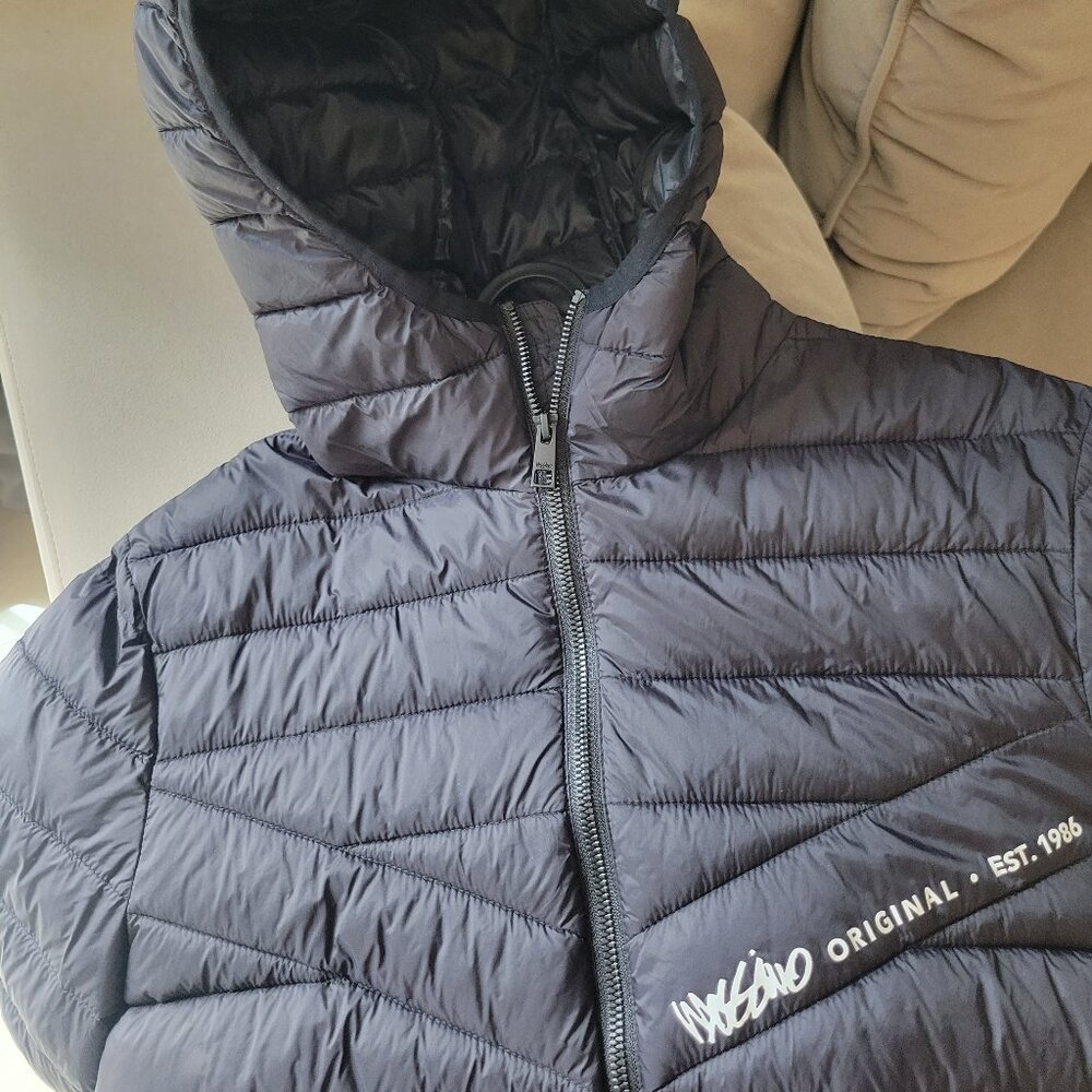 Mossimo puffer for men